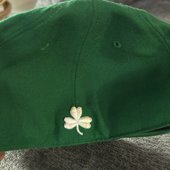 Boston Red Sox Fitted Baseball Cap - Picture 3 of 5